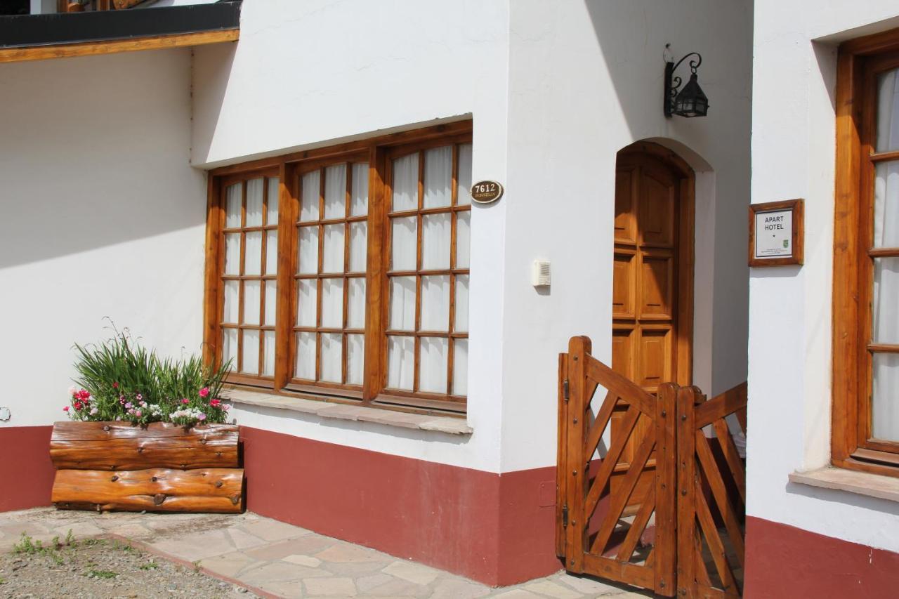 La Ponderosa Apart Hotel San Carlos de Bariloche Exterior photo